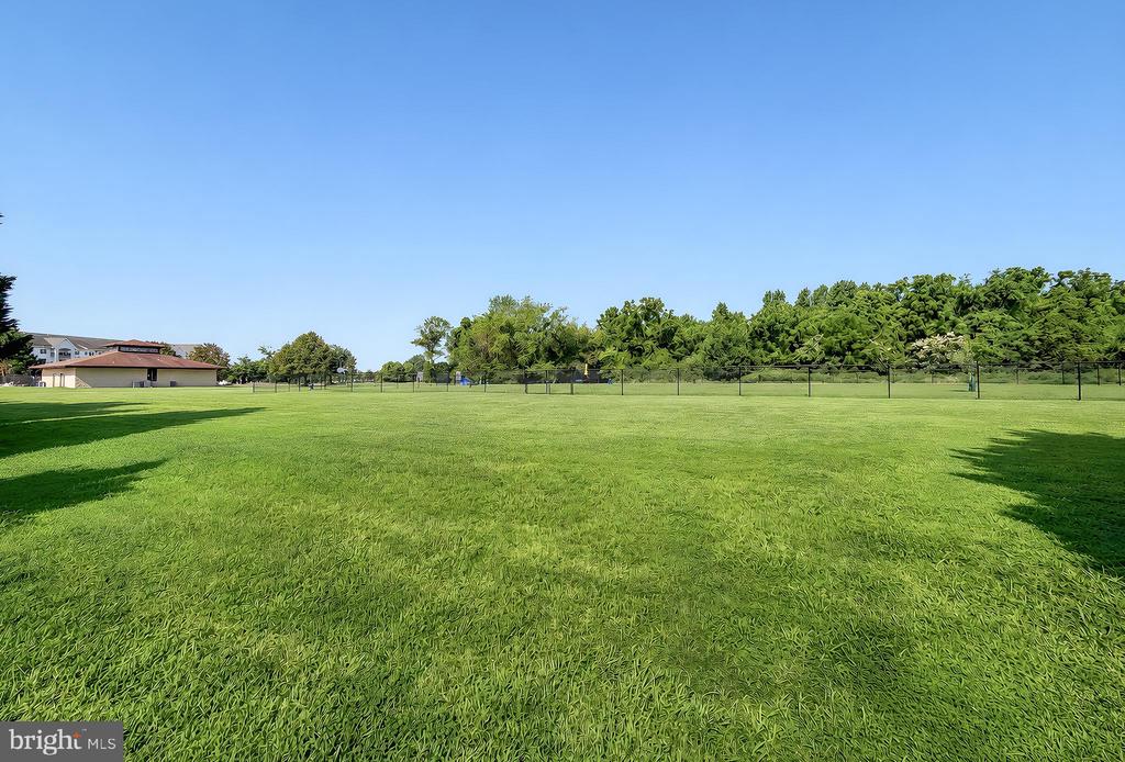 13409 STOWAWAY COURT