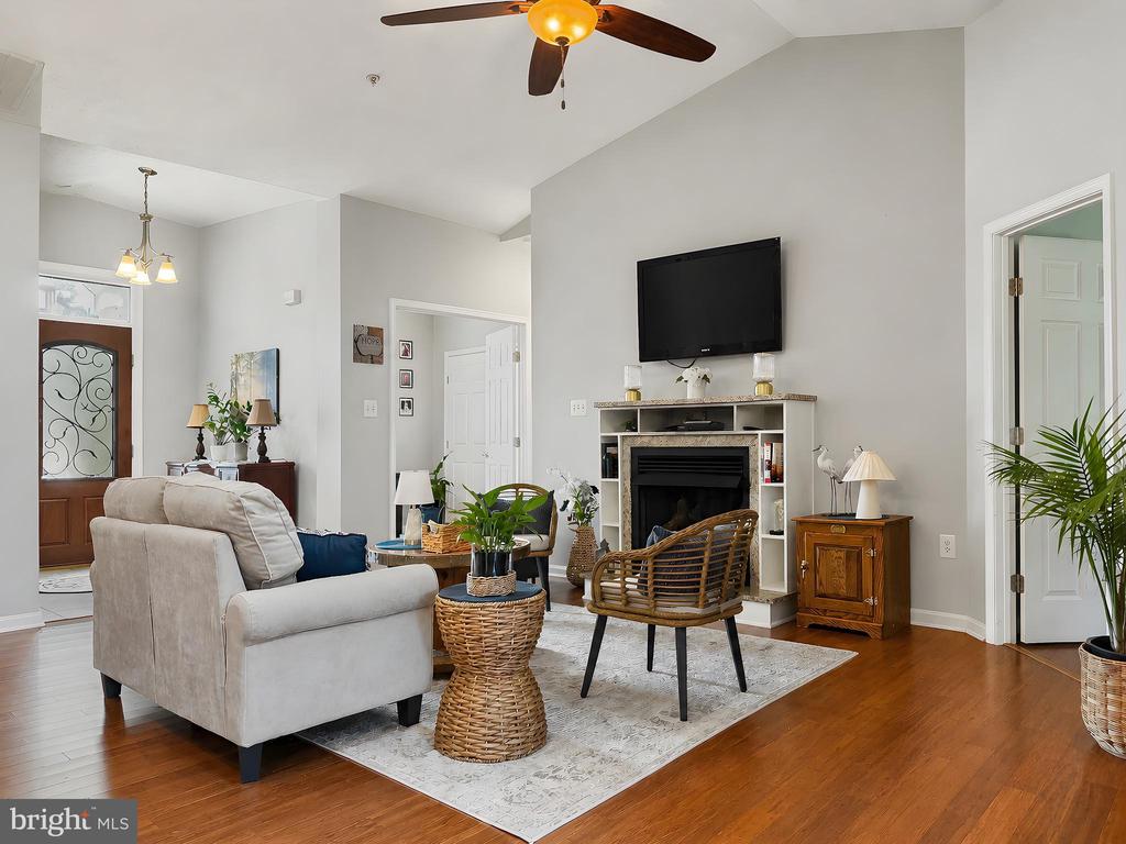 13409 STOWAWAY COURT