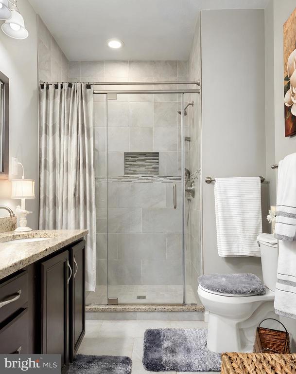 13409 STOWAWAY COURT