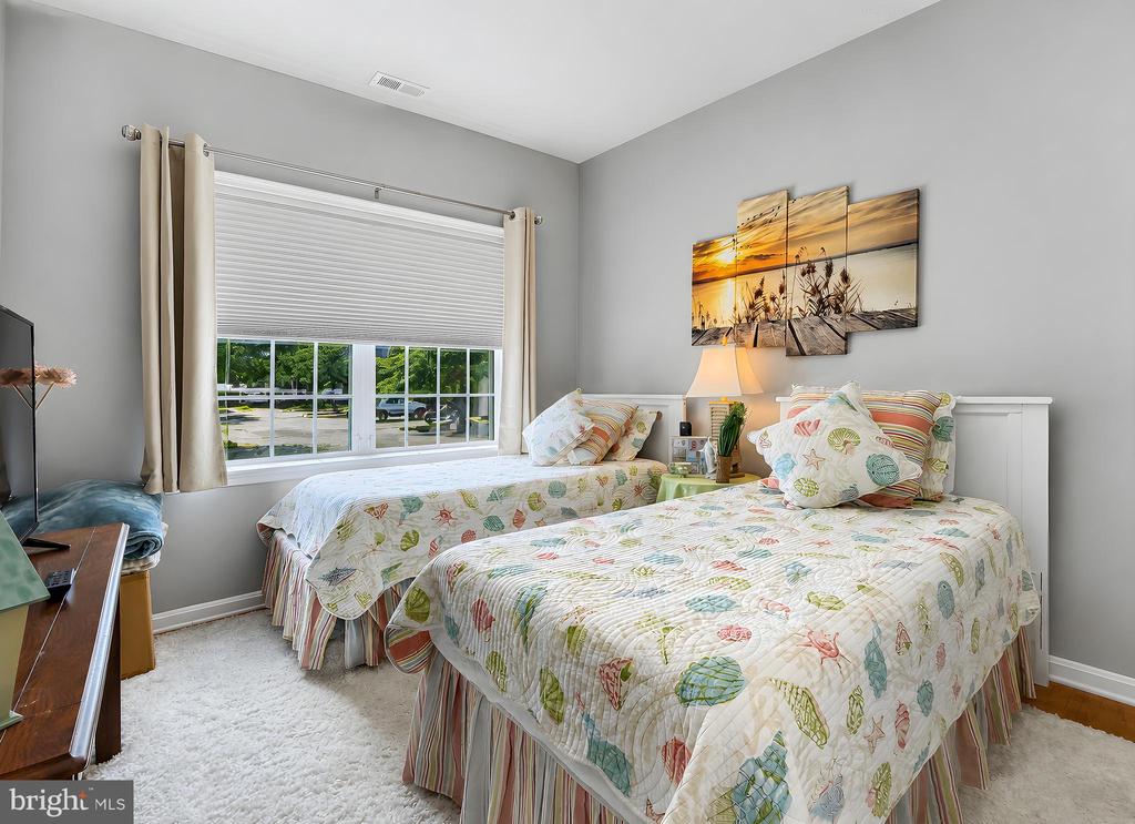 13409 STOWAWAY COURT