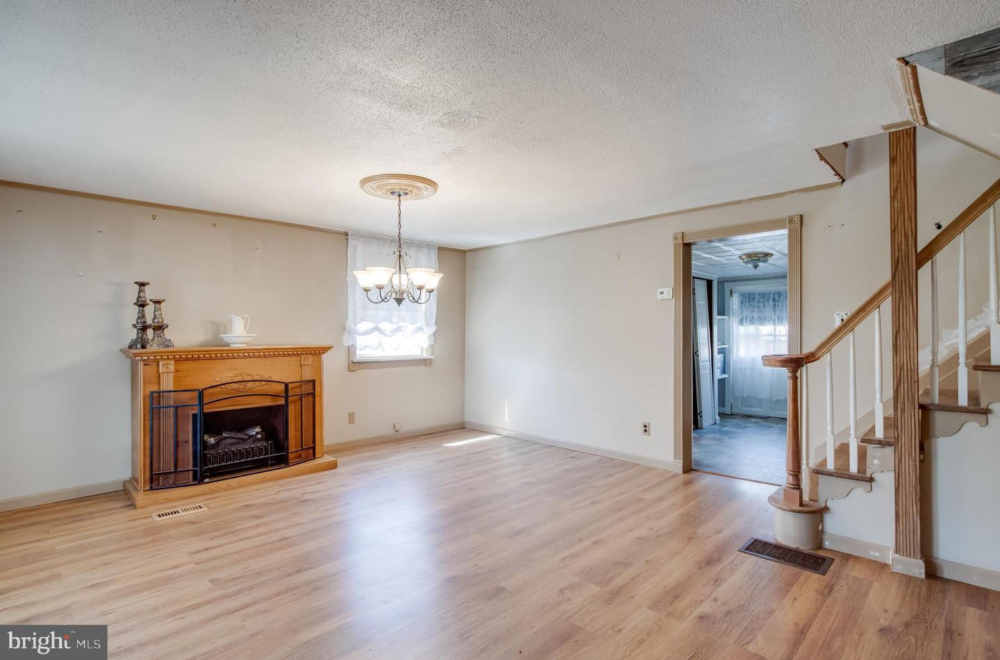 815 Nesbitt ROAD