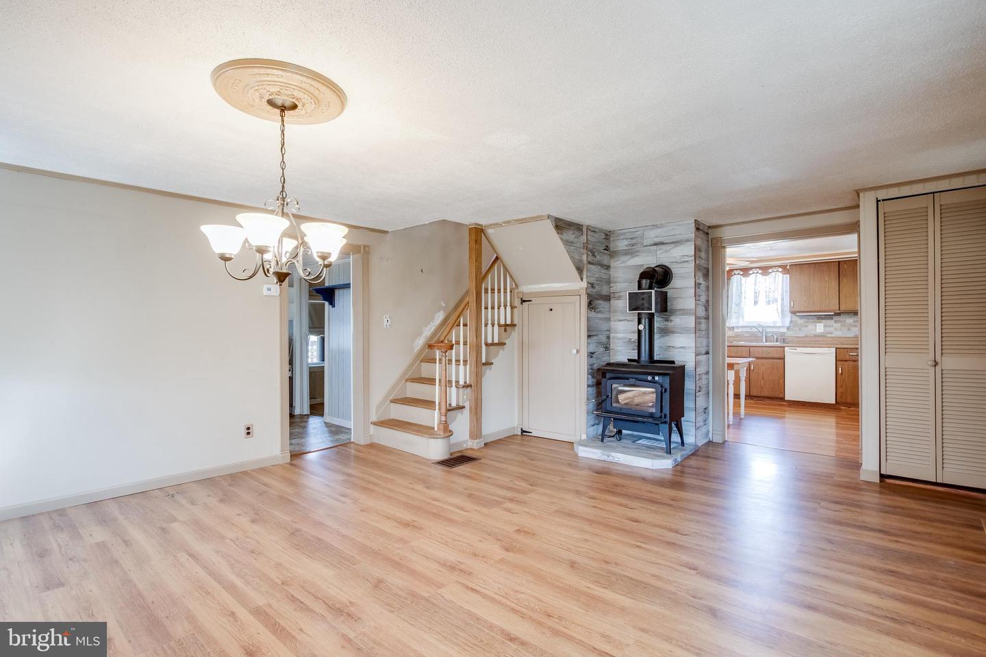 815 Nesbitt ROAD