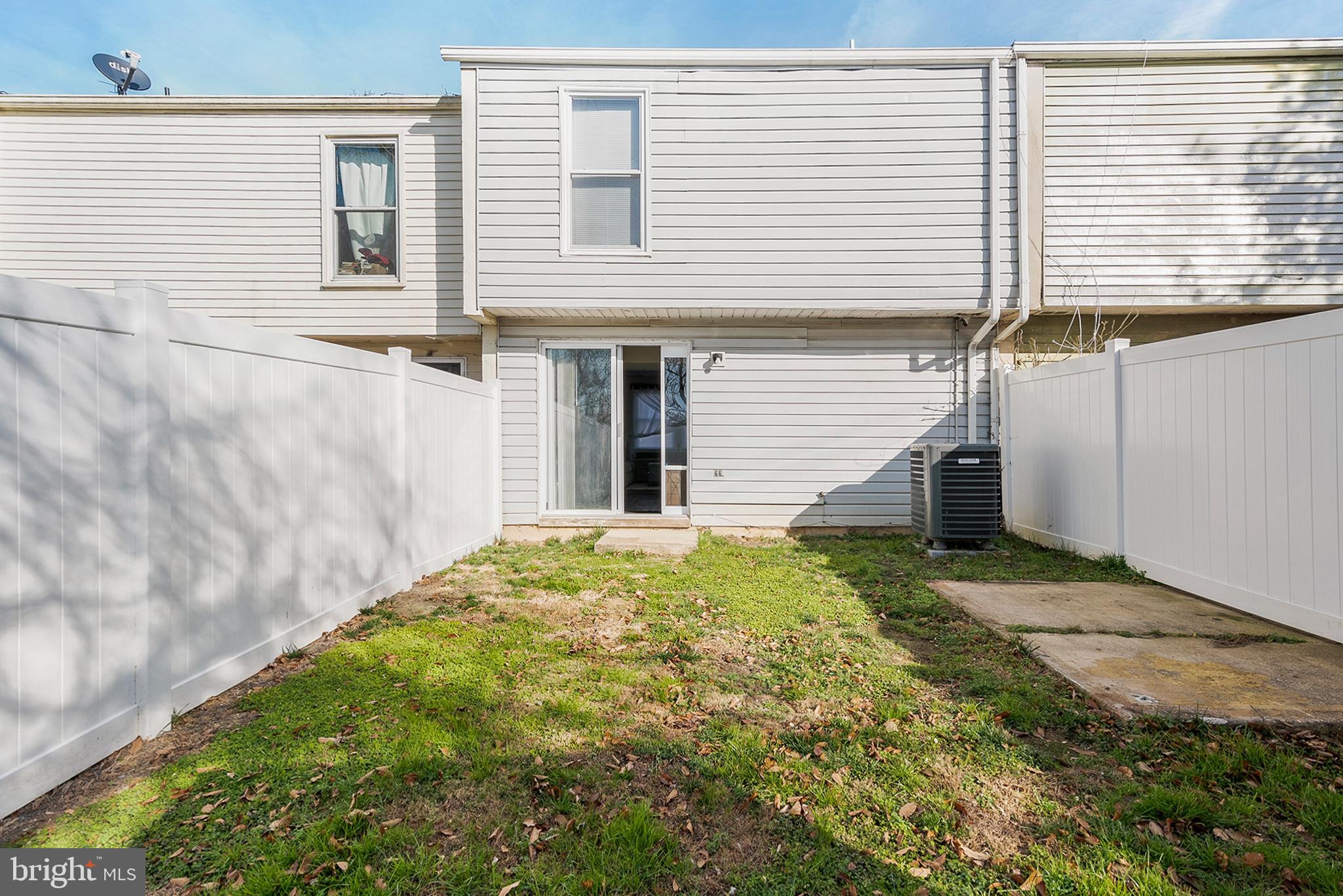 125 Gooseneck Ct