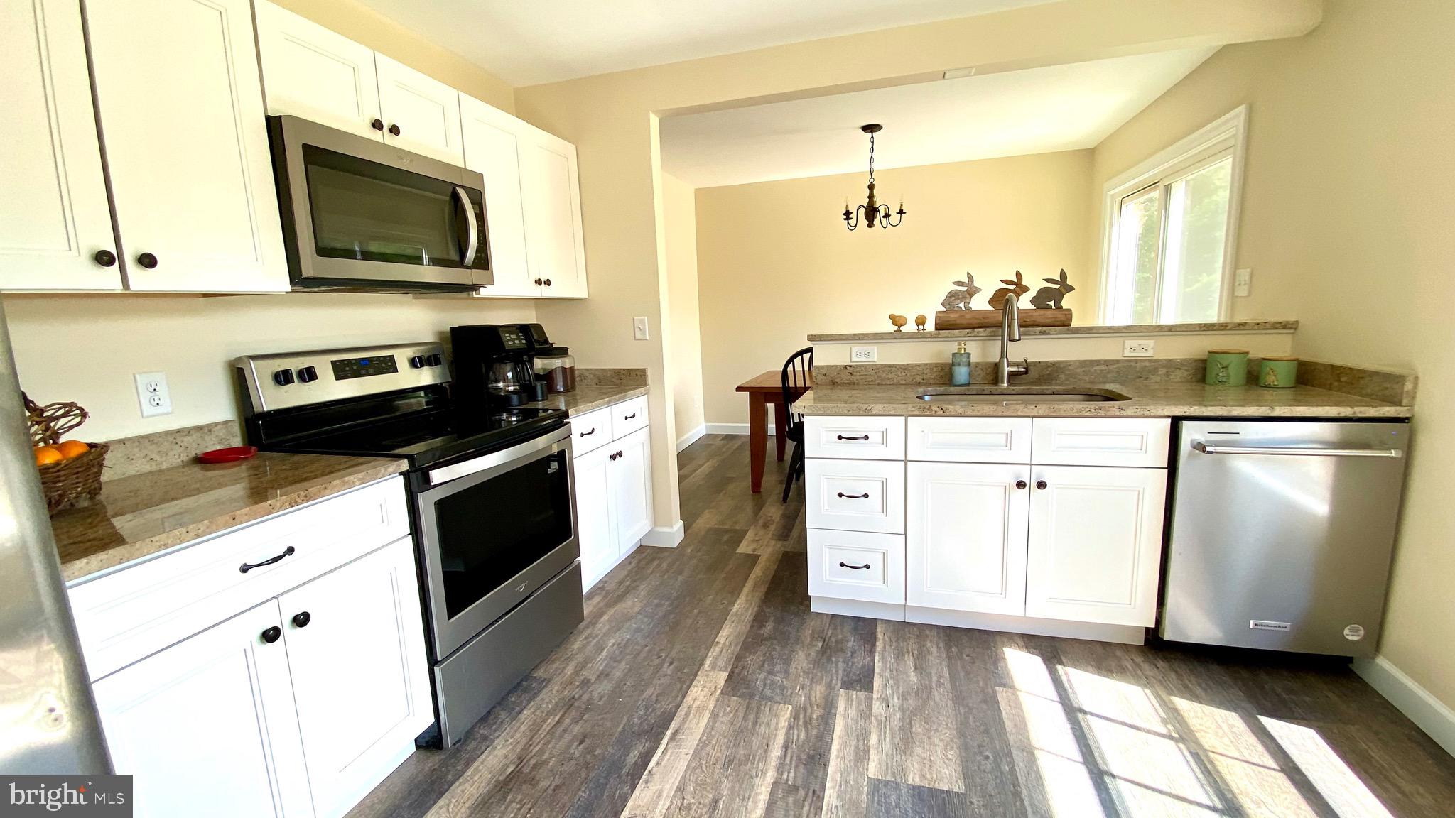 274 HITCHING POST DRIVE