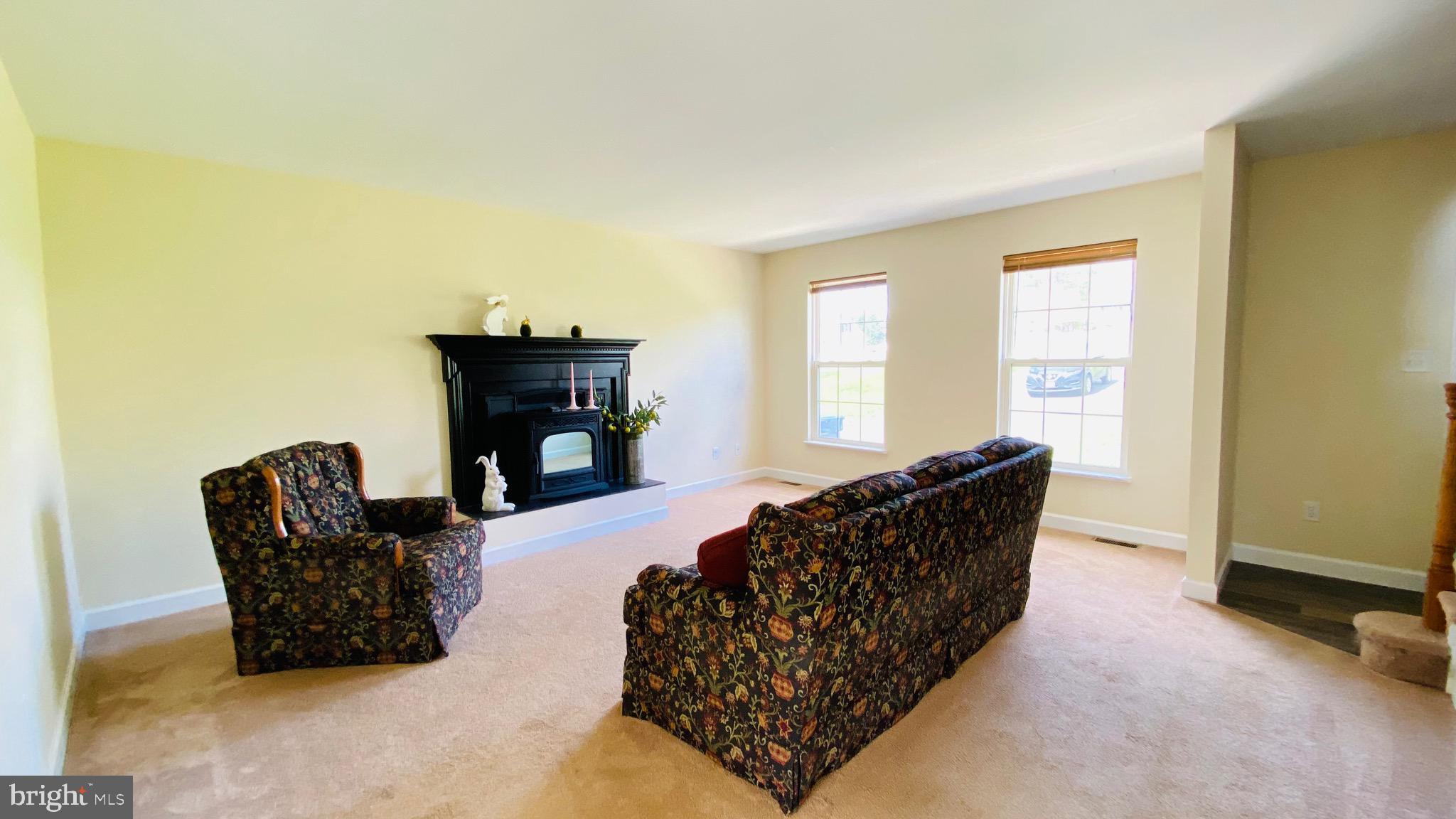 274 HITCHING POST DRIVE