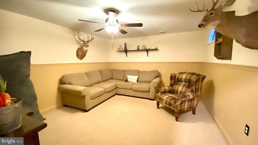 274 HITCHING POST DRIVE