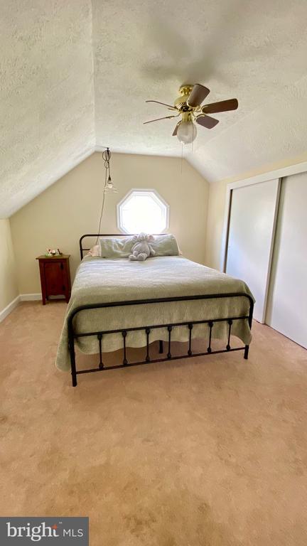 274 HITCHING POST DRIVE