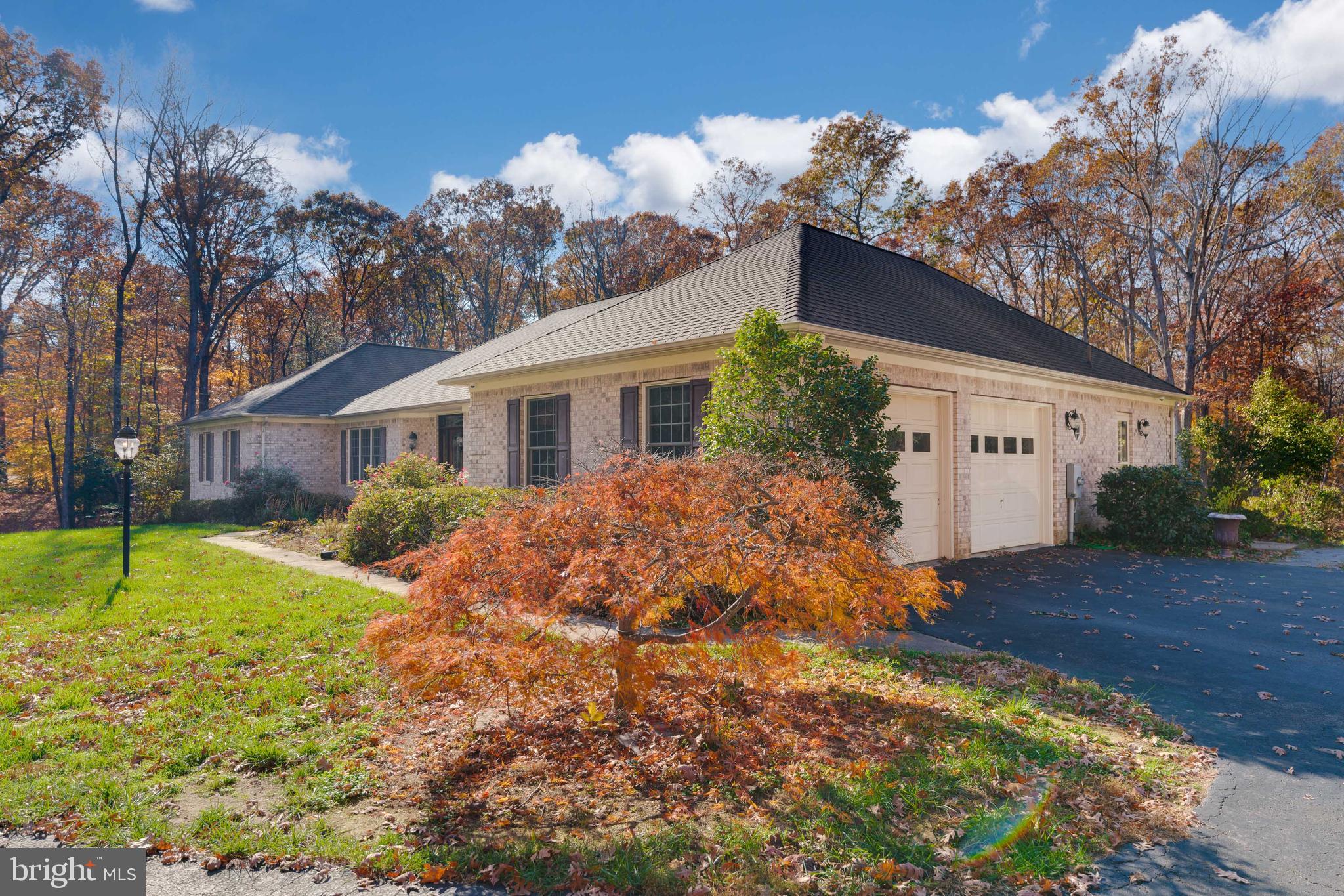 8040 Bowie ROAD