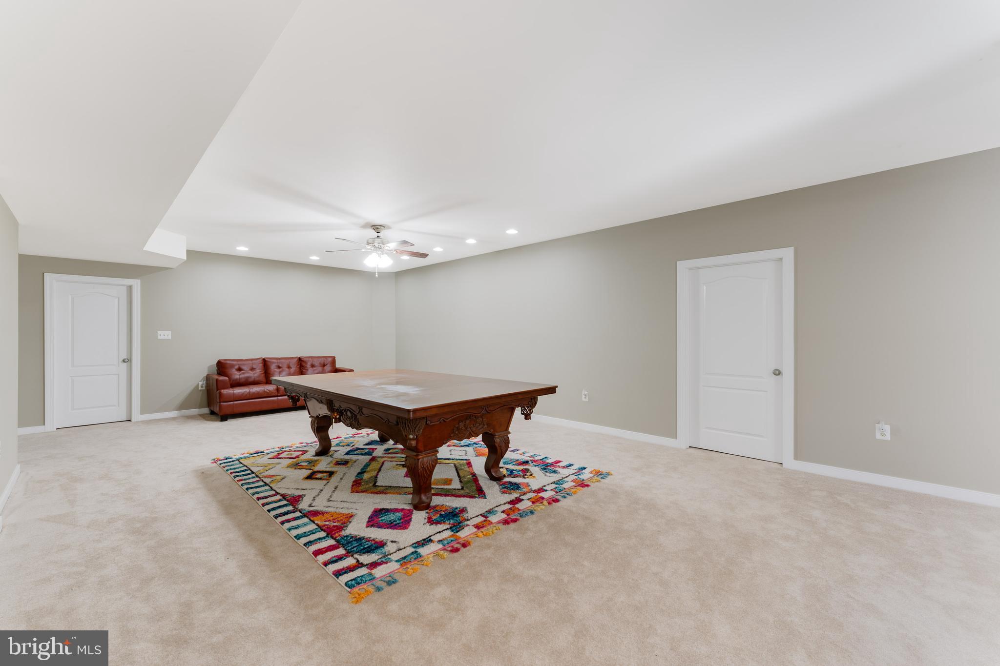 8040 Bowie ROAD