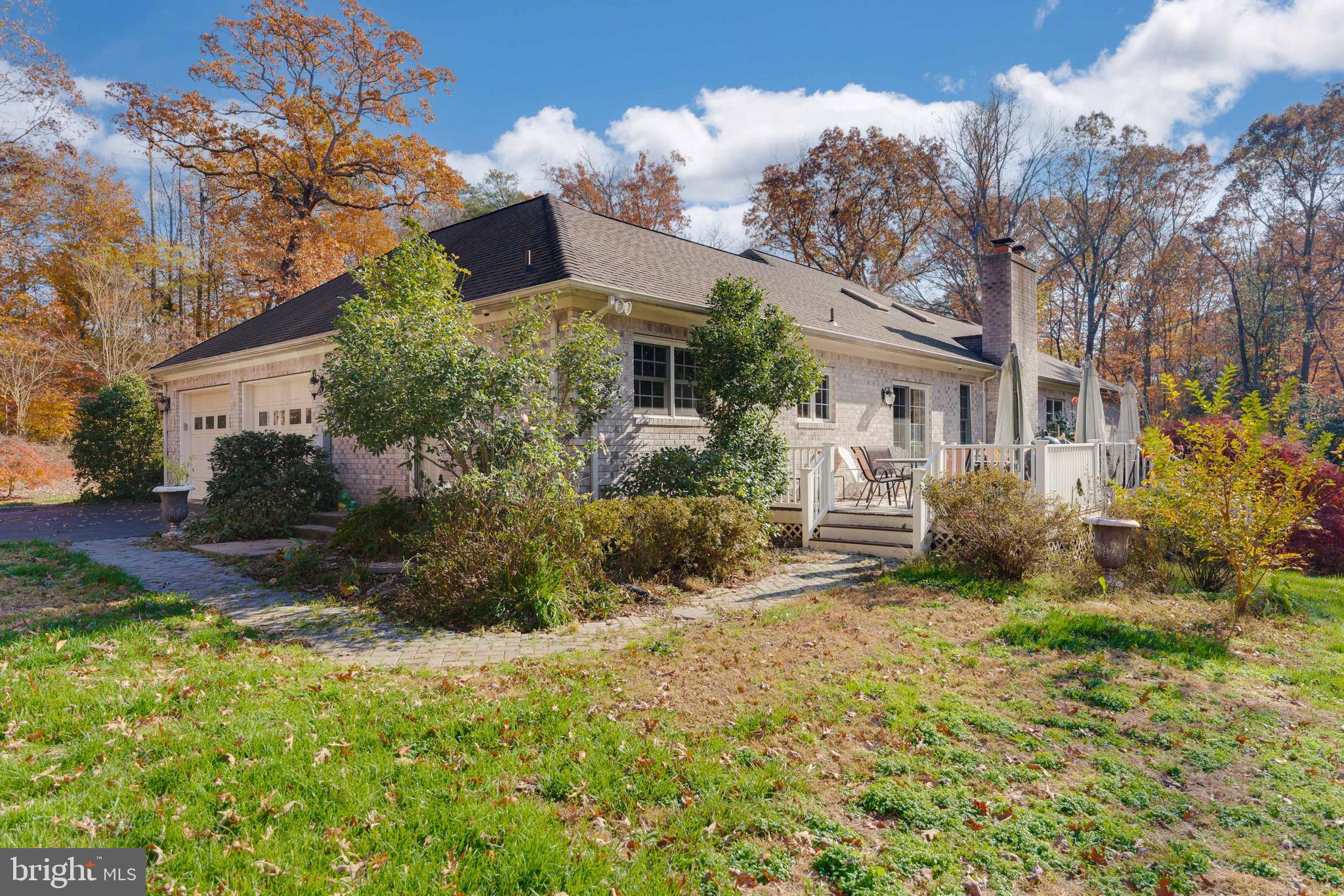 8040 Bowie ROAD