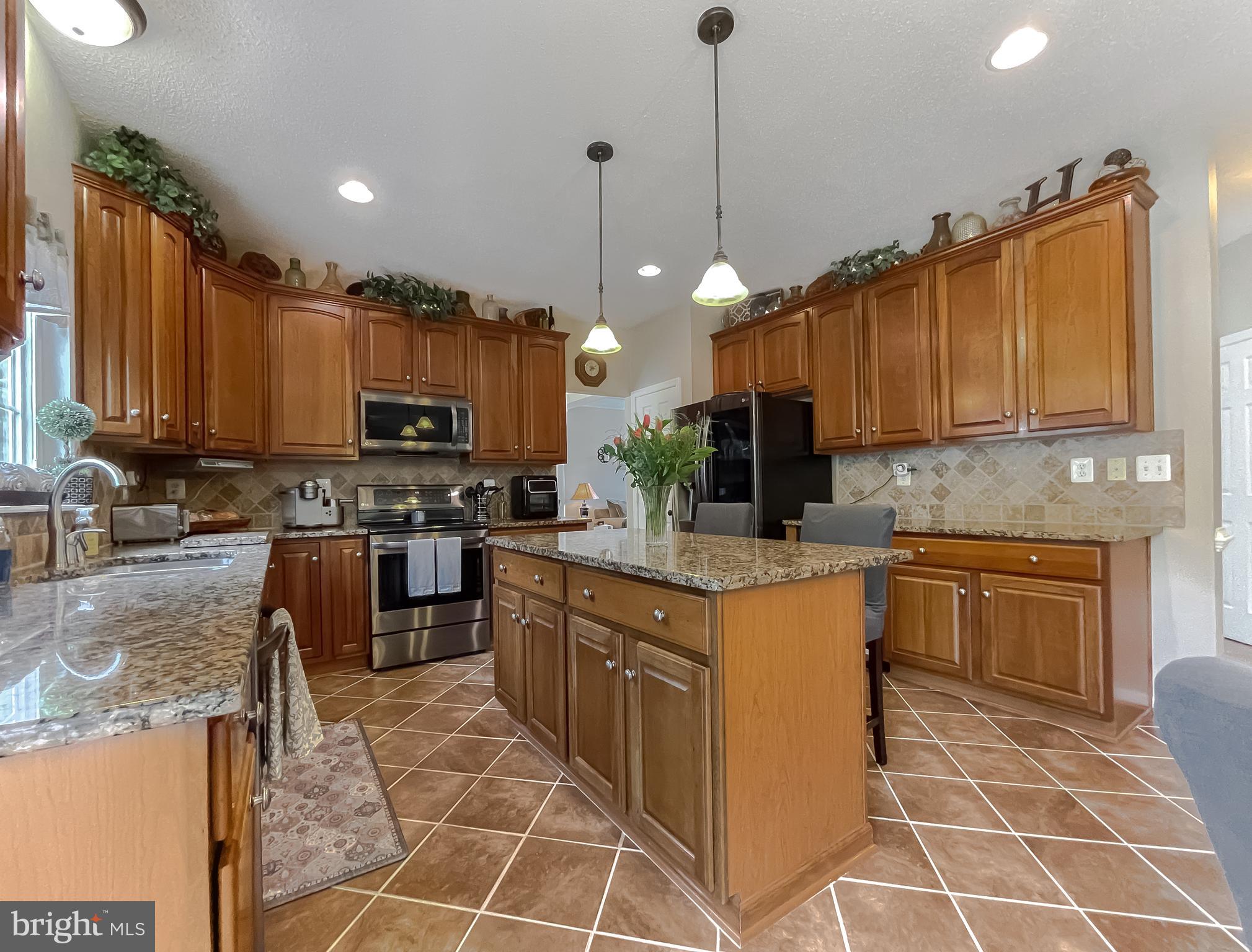 1404 LEICESTER DRIVE