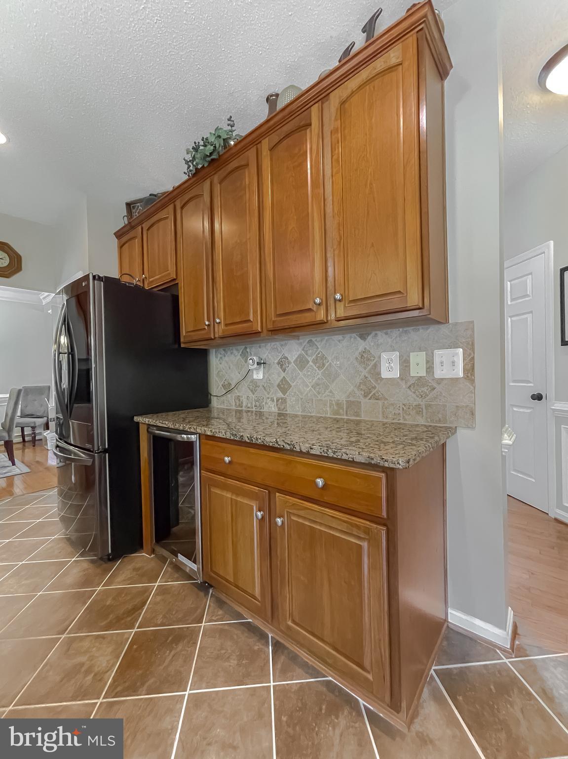 1404 LEICESTER DRIVE