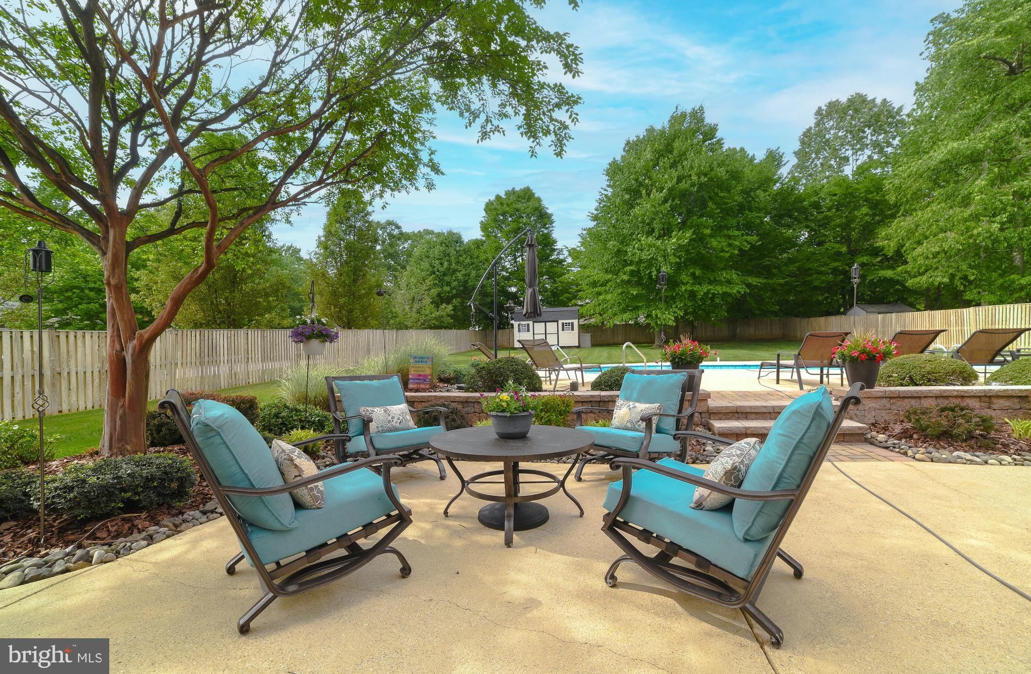 1404 LEICESTER DRIVE