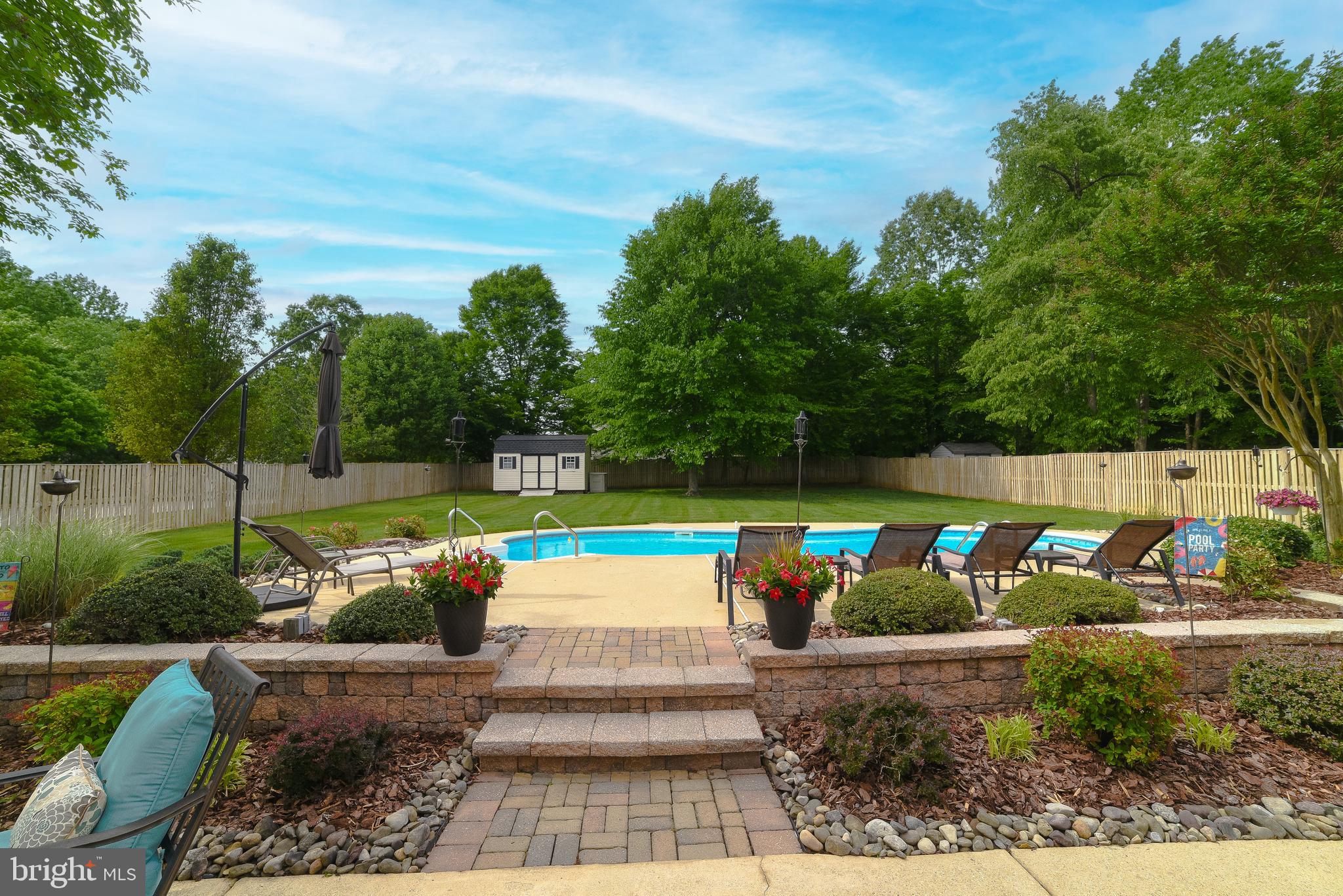 1404 LEICESTER DRIVE