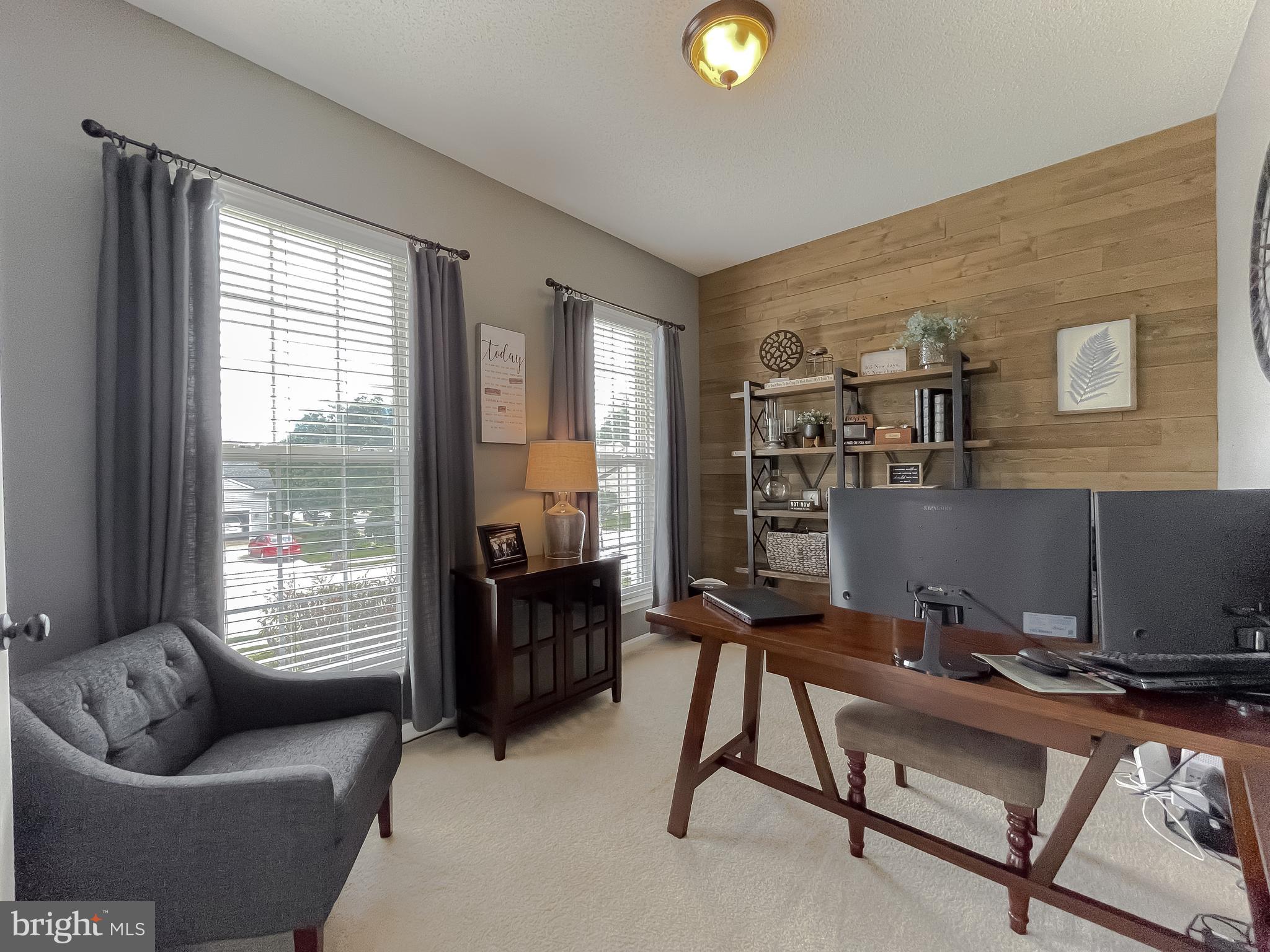 1404 LEICESTER DRIVE