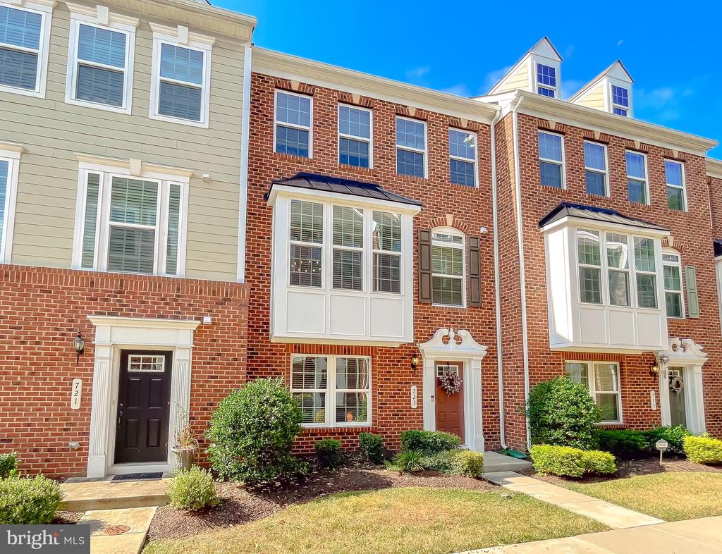 723 EDELEN STATION PLACE