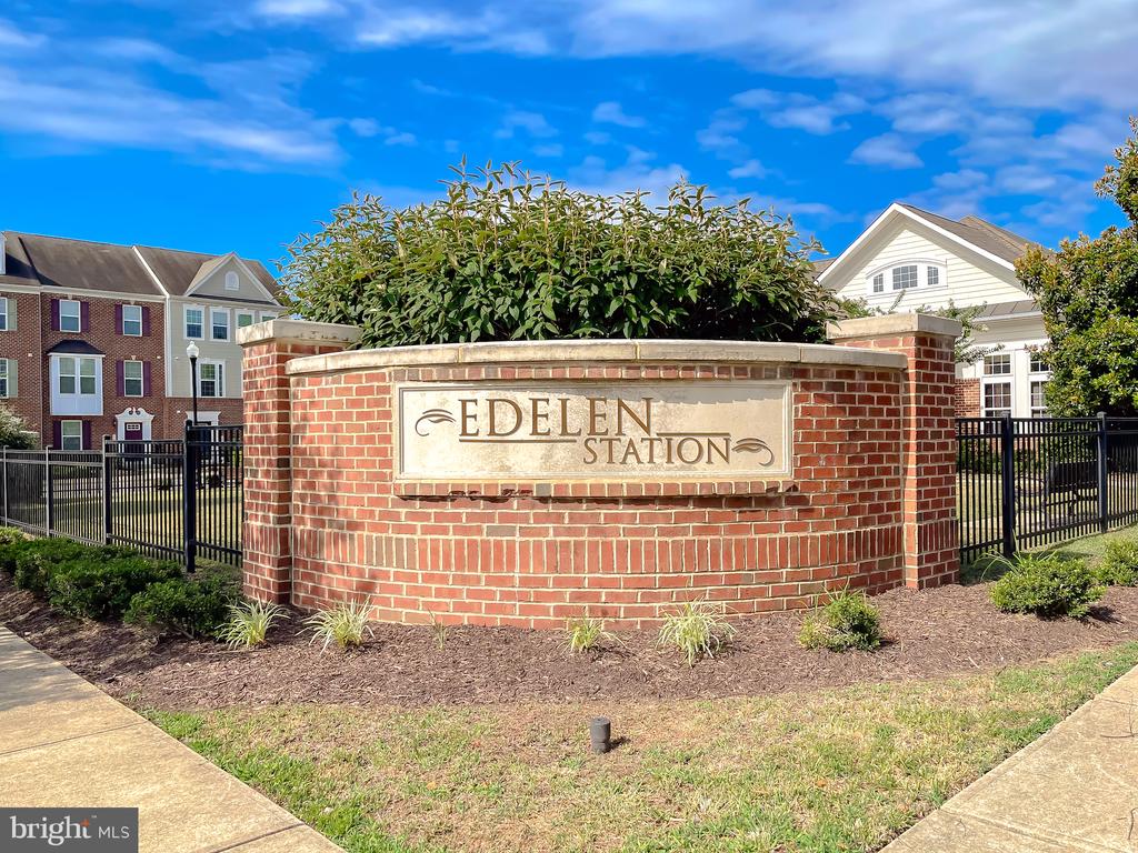 723 EDELEN STATION PLACE
