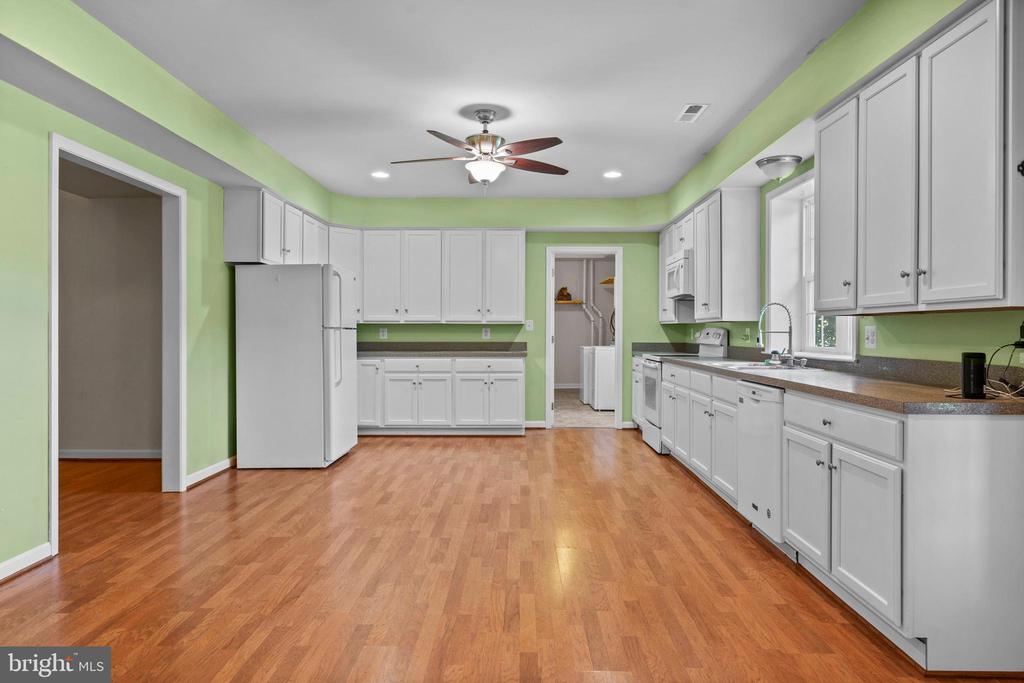 15221 TRUMAN MANOR LANE