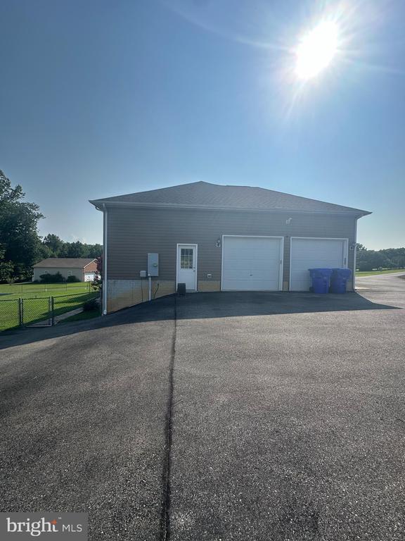 15221 TRUMAN MANOR LANE