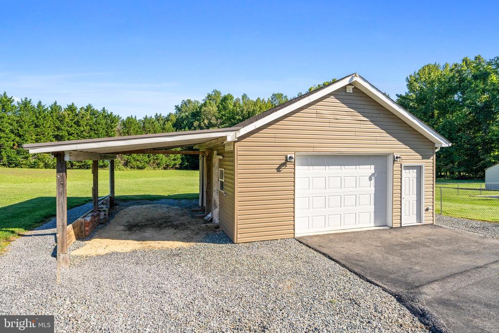 15221 TRUMAN MANOR LANE