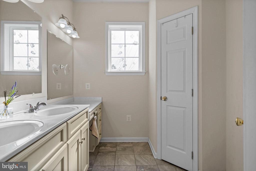 15221 TRUMAN MANOR LANE