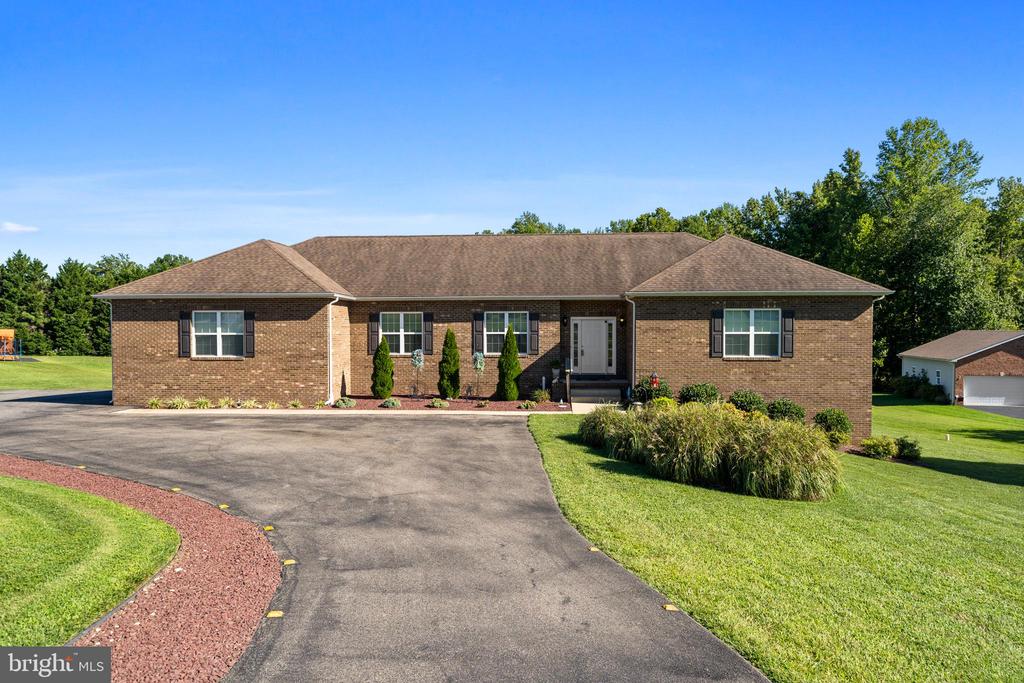 15221 TRUMAN MANOR LANE