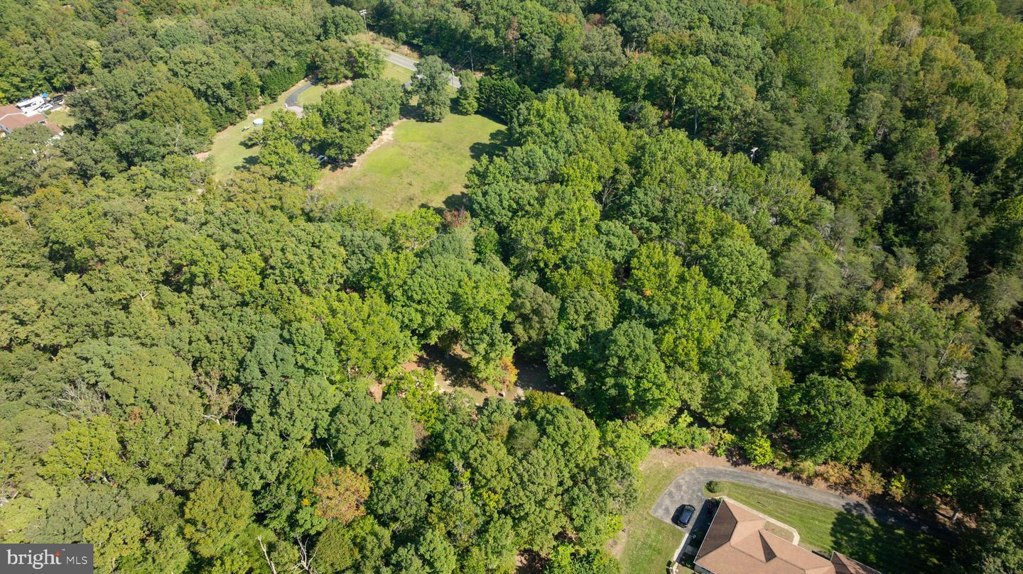 8025 Bowie Rd
