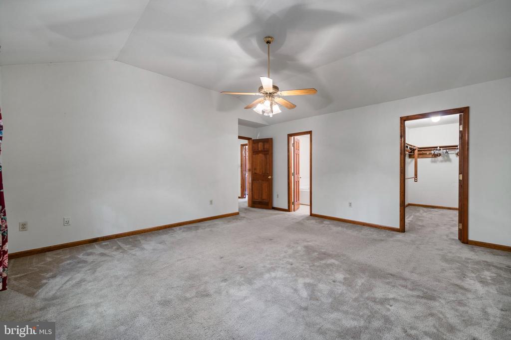 7750 ARBORVIEW DRIVE