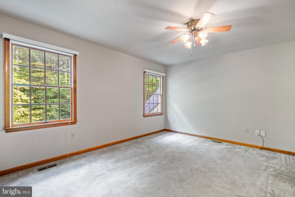 7750 ARBORVIEW DRIVE
