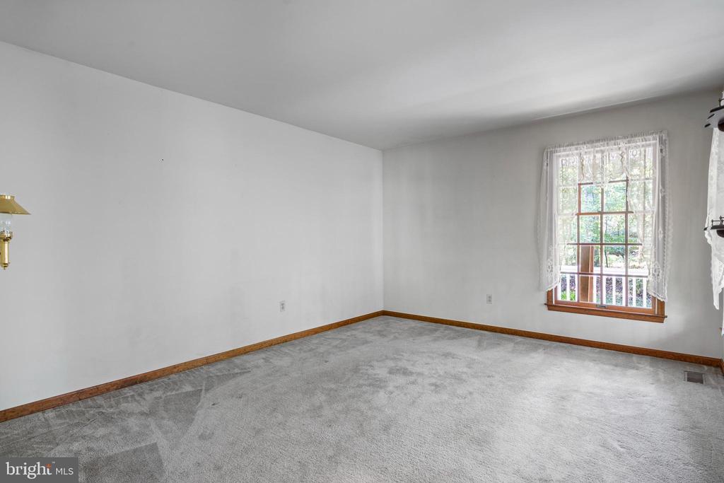 7750 ARBORVIEW DRIVE