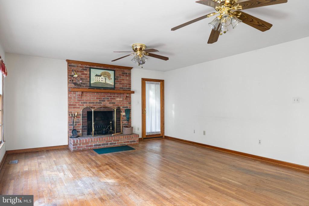7750 ARBORVIEW DRIVE