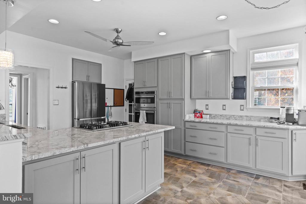 2377 ASHFORD DRIVE