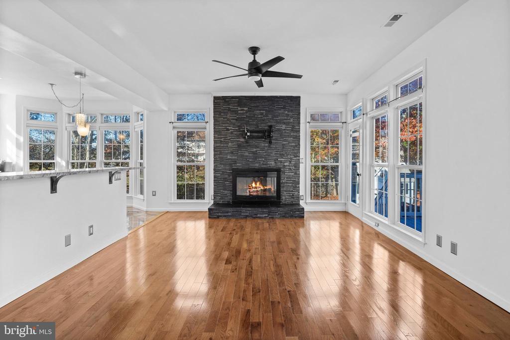 2377 ASHFORD DRIVE