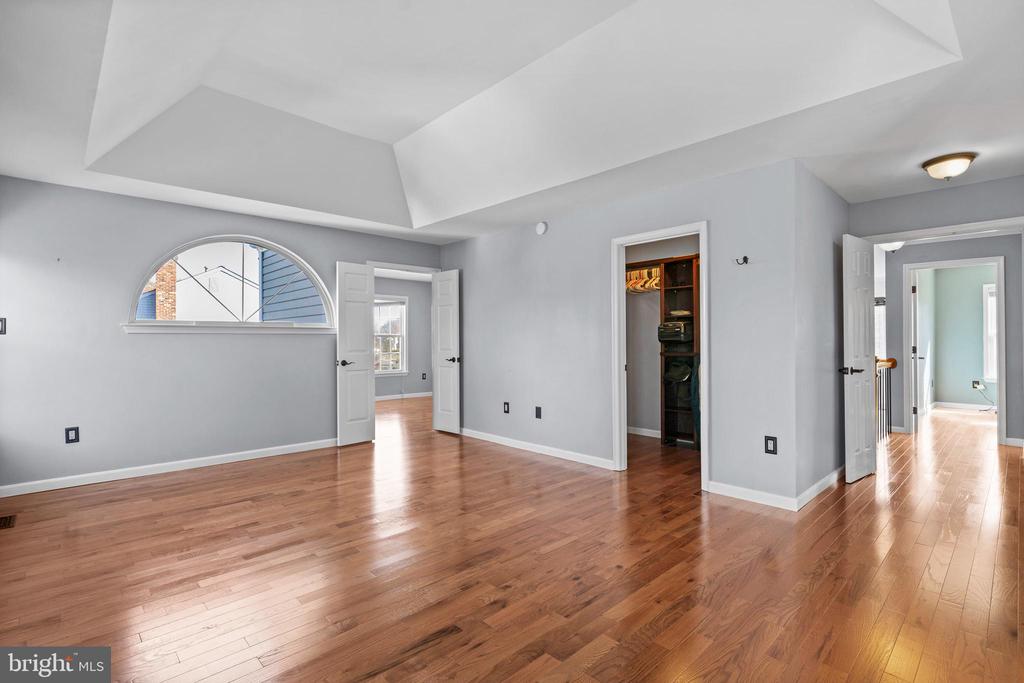 2377 ASHFORD DRIVE