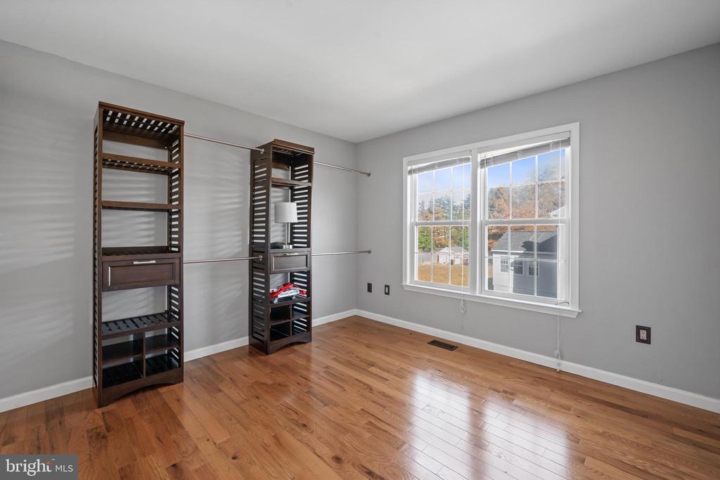 2377 ASHFORD DRIVE