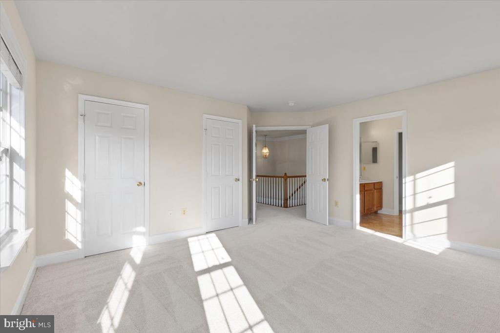 1013 LLANO DRIVE