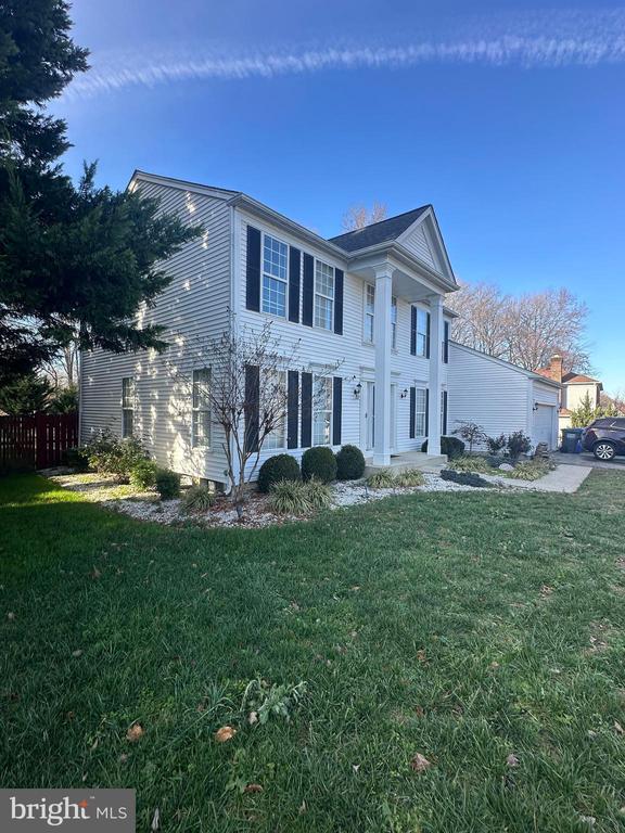 2297 COMMUNITY DRIVE