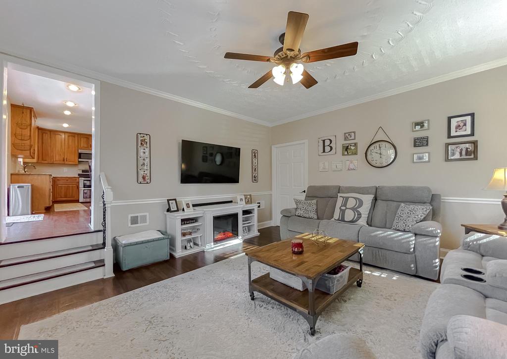 8871 SPARROW COURT