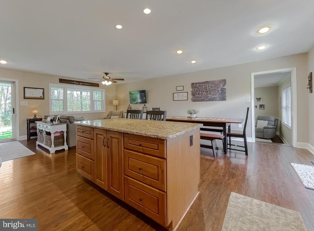 8871 SPARROW COURT