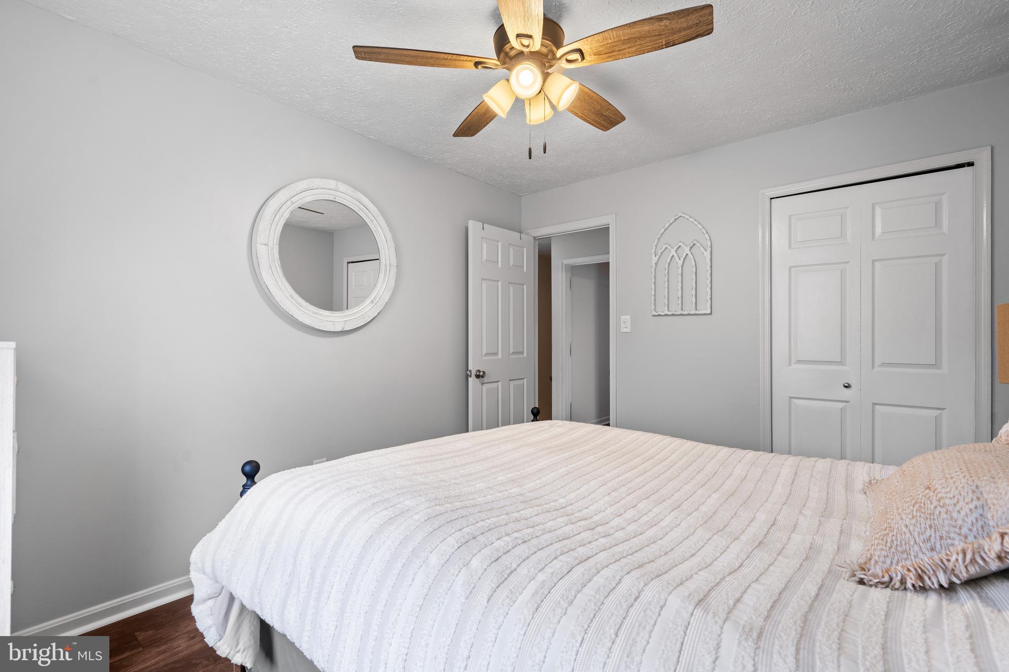 15570 HOMELAND DRIVE