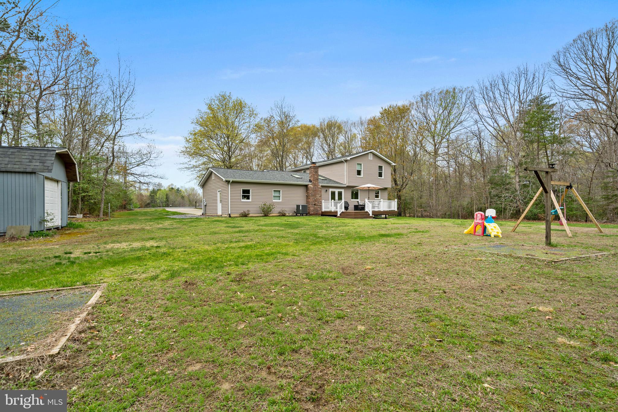 15570 HOMELAND DRIVE