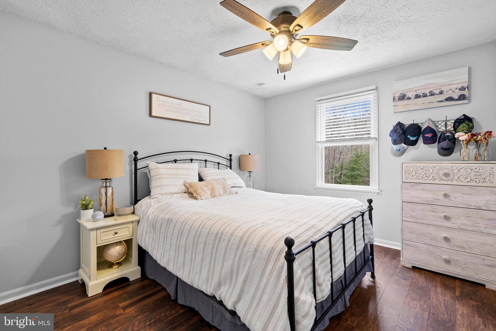15570 HOMELAND DRIVE