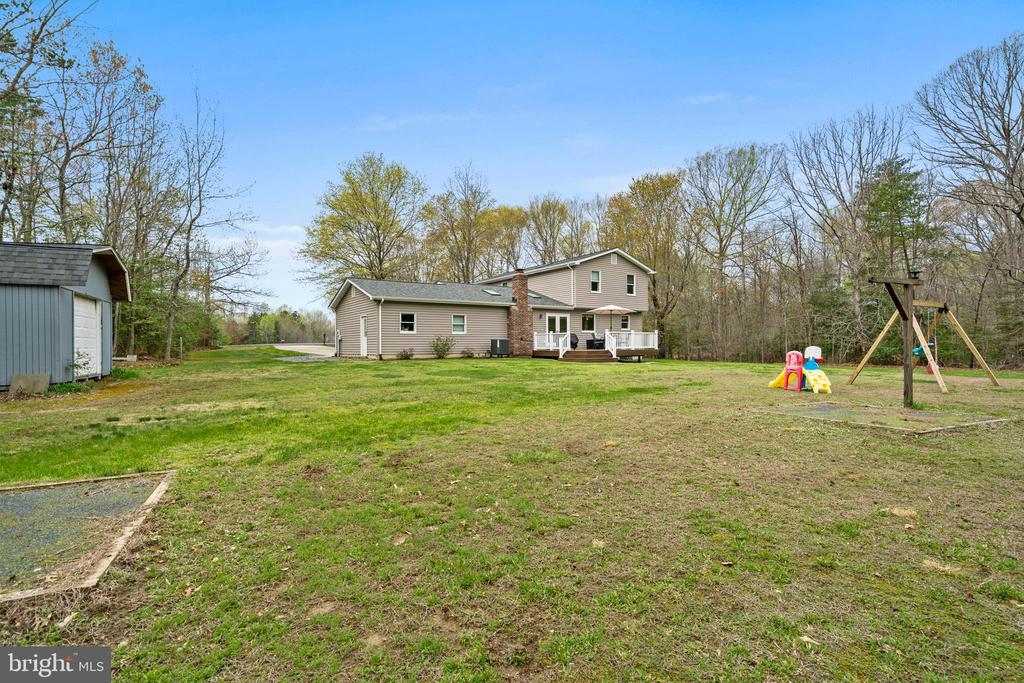 15570 HOMELAND DRIVE