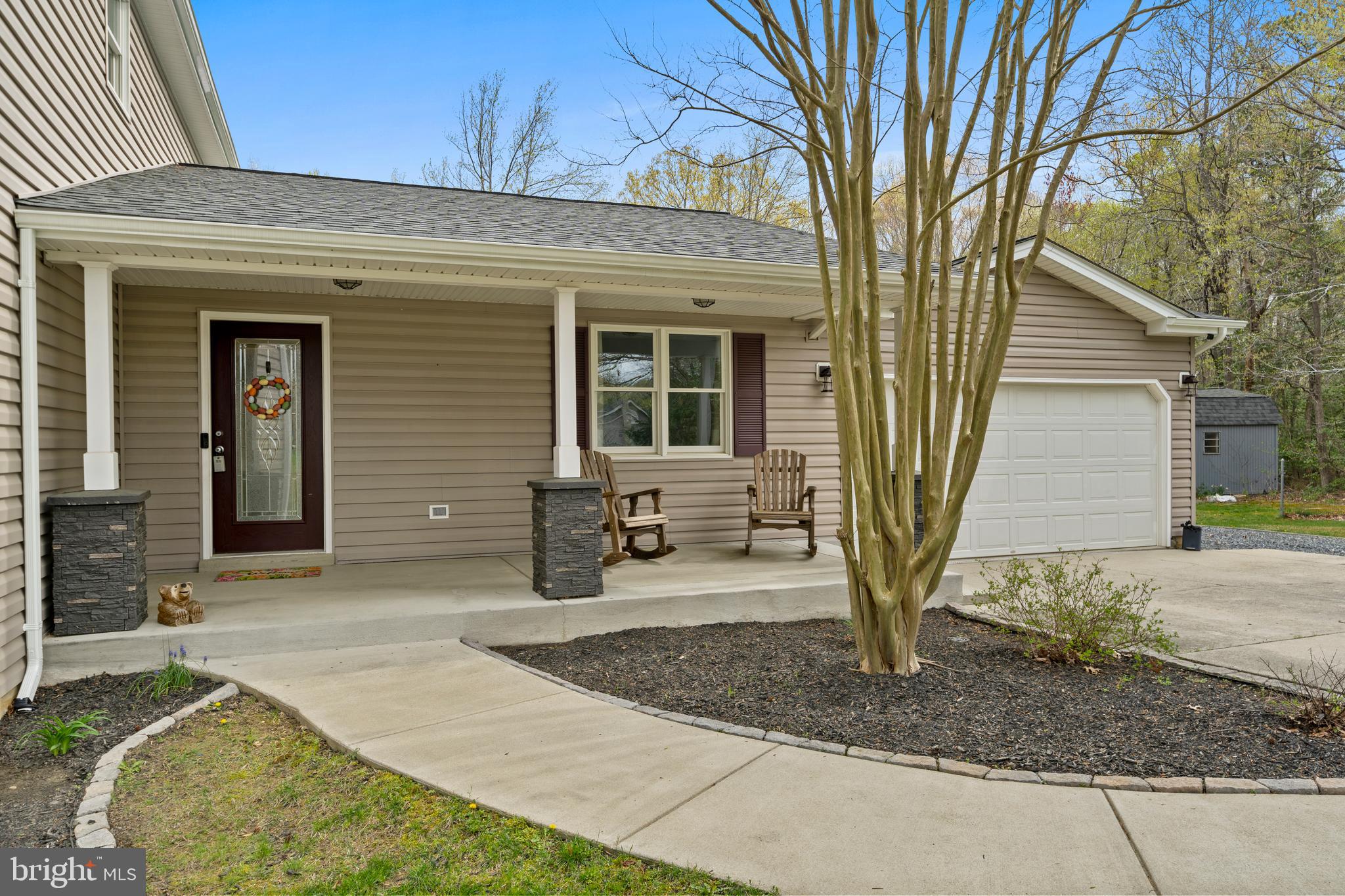 15570 HOMELAND DRIVE