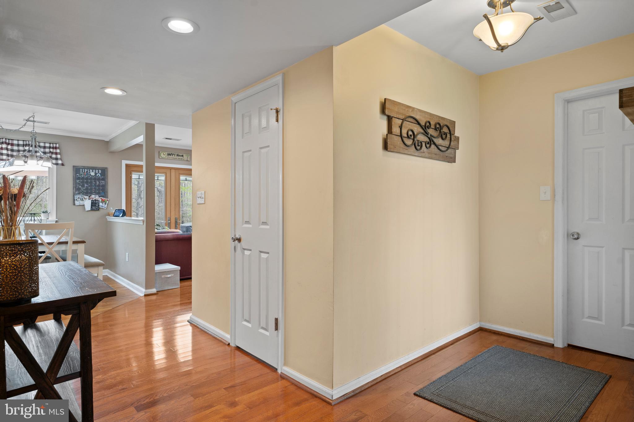 15570 HOMELAND DRIVE
