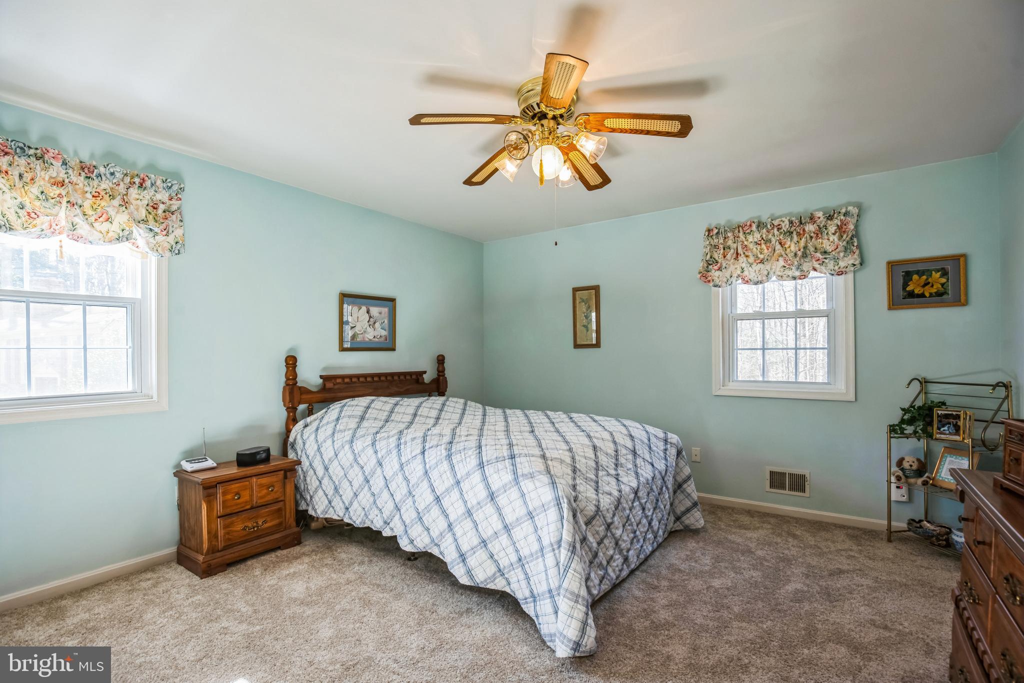 3145 APPLE CREEK LANE