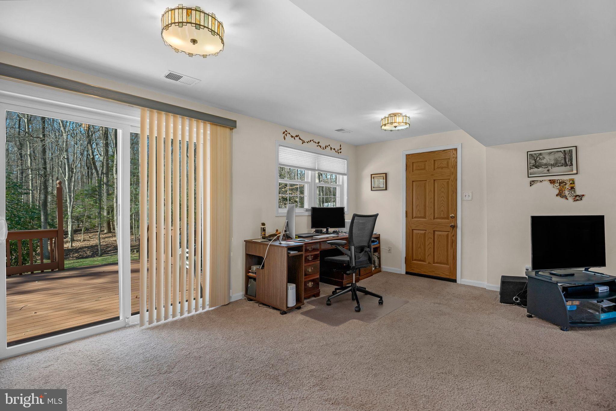 3145 APPLE CREEK LANE