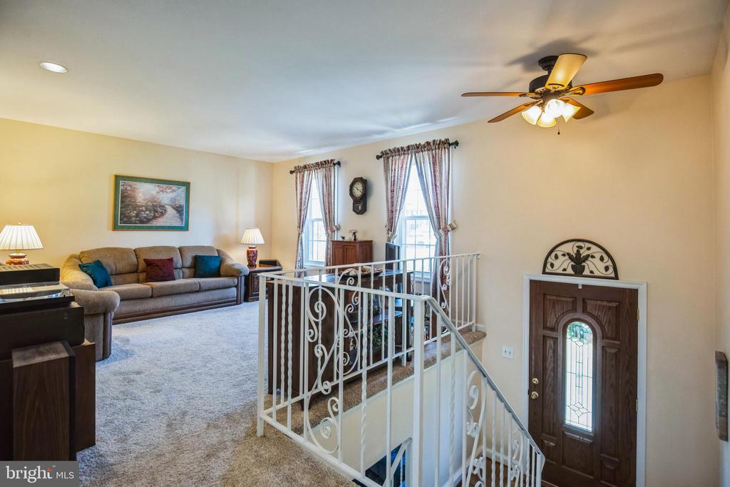 3145 APPLE CREEK LANE