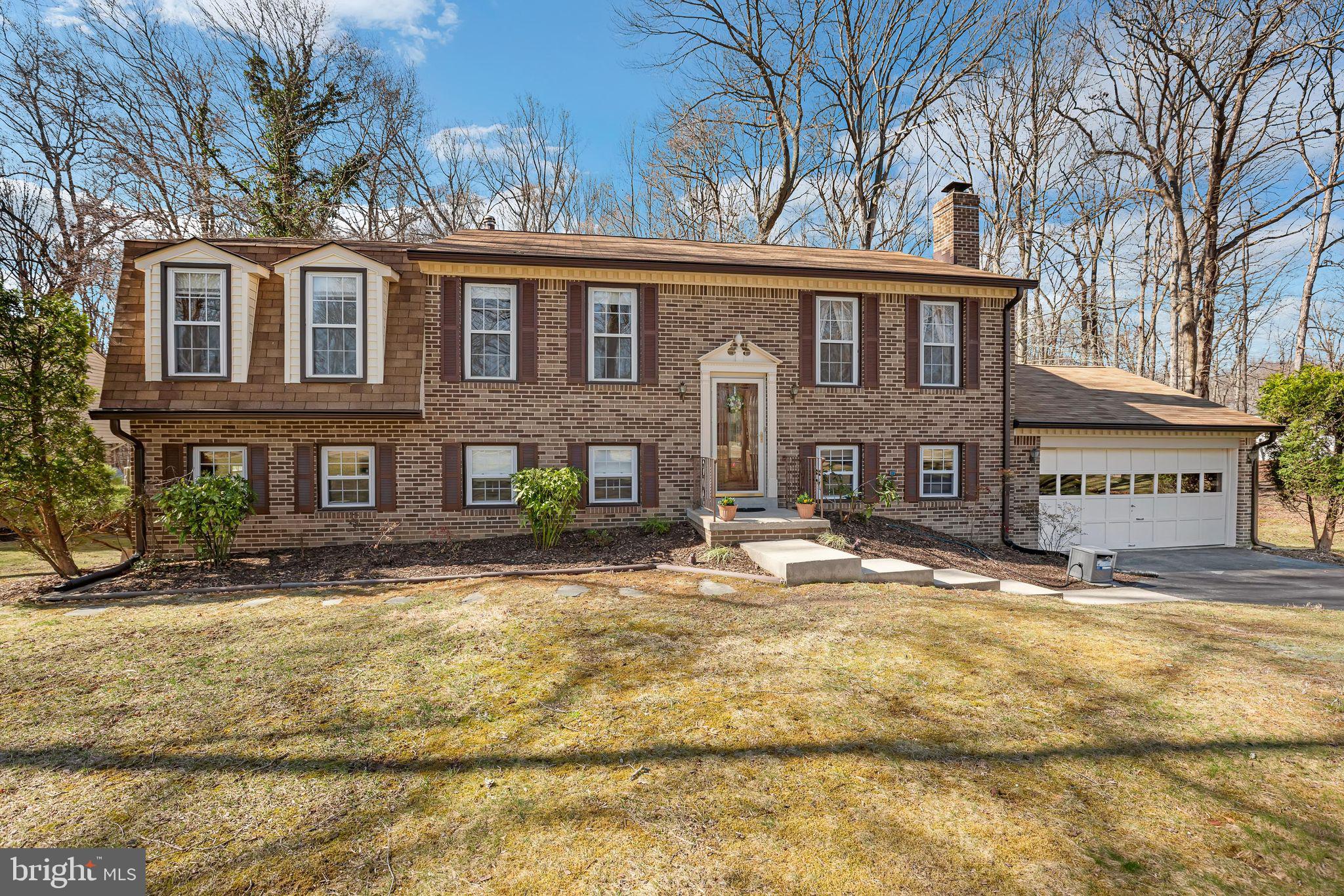 3145 APPLE CREEK LANE