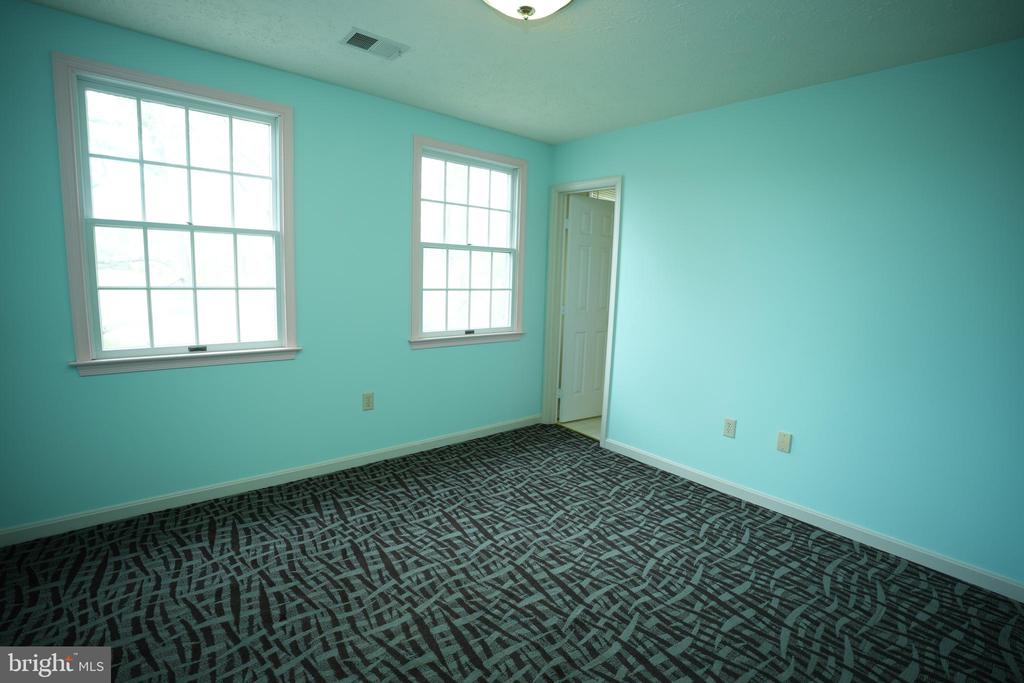 12225 MANOR COURT